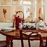 Hotel Maison Saintonge 4*