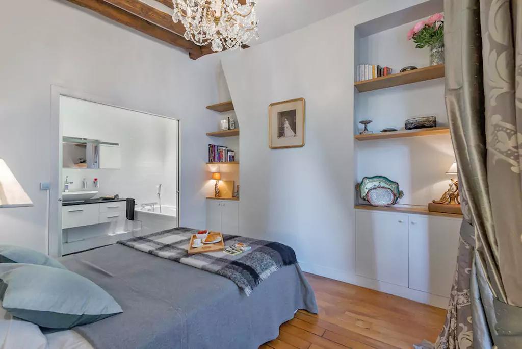 Hotel Maison Saintonge 4*